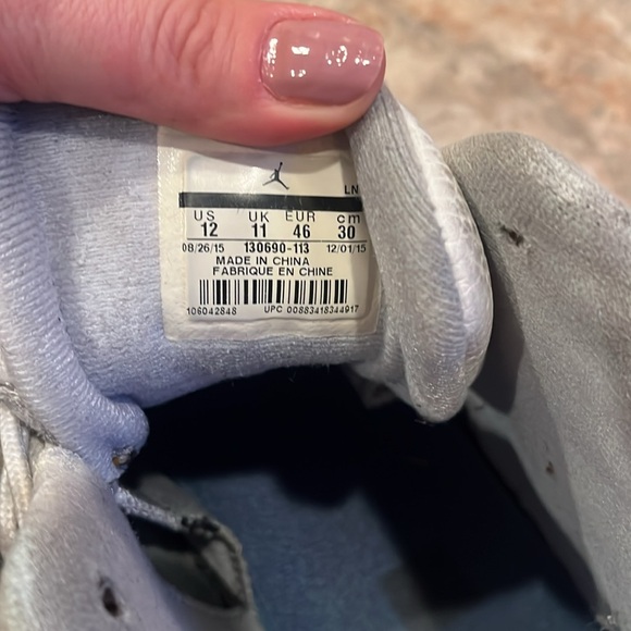 Men jordans 12 - Picture 2 of 7